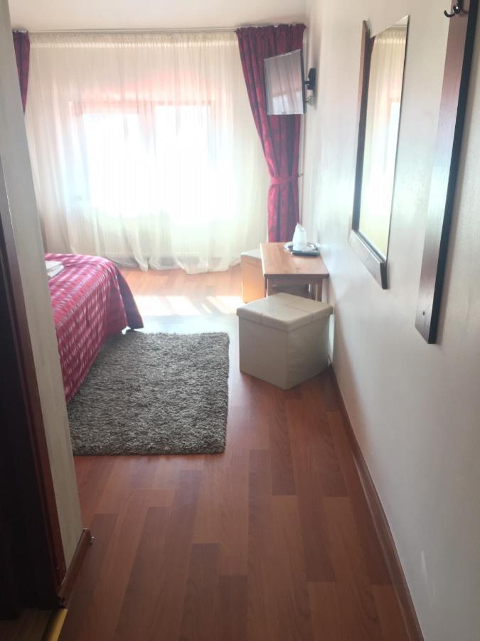 Casa Someseana Guest House Gilgau ภายนอก รูปภาพ